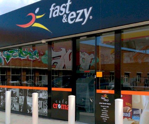 Fast n Ezy Fuels Complete Signage
